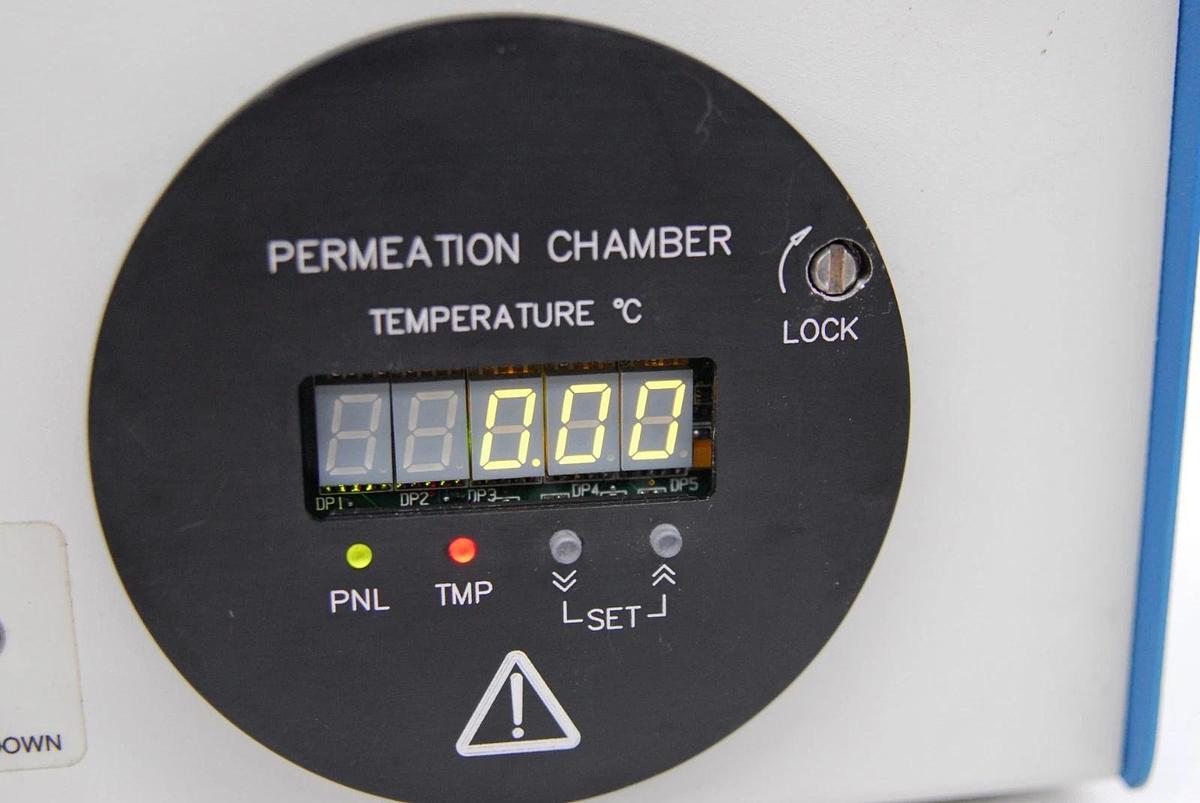 Used VICI Metronics 150 Dynacalibrator Calibration Gas Generator