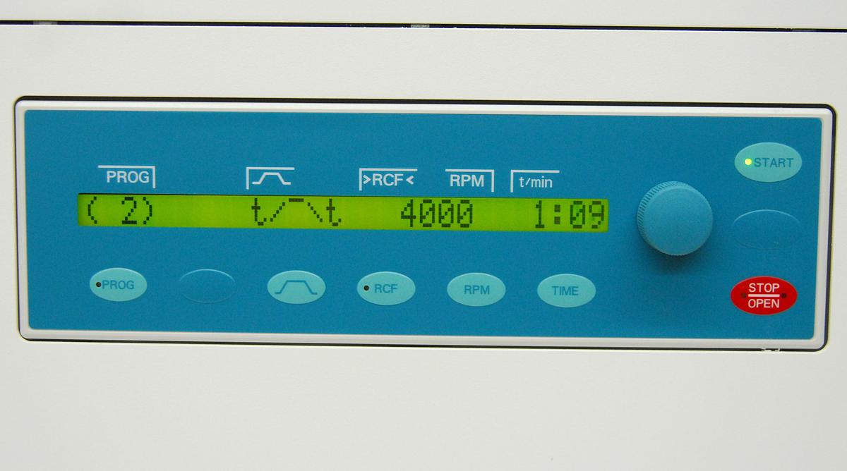 Used Hettich ROTINA 380 Robotic Automated Benchtop Centrifuge W/ 3722-R Rotor, 3730-R/2 Buckets