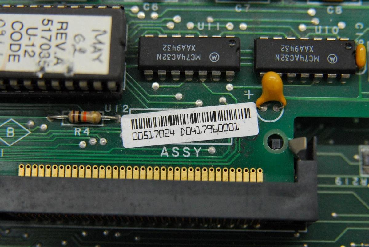 Used Beckman DU640i -Control Board 00517204 W/ Prom Card 00517024