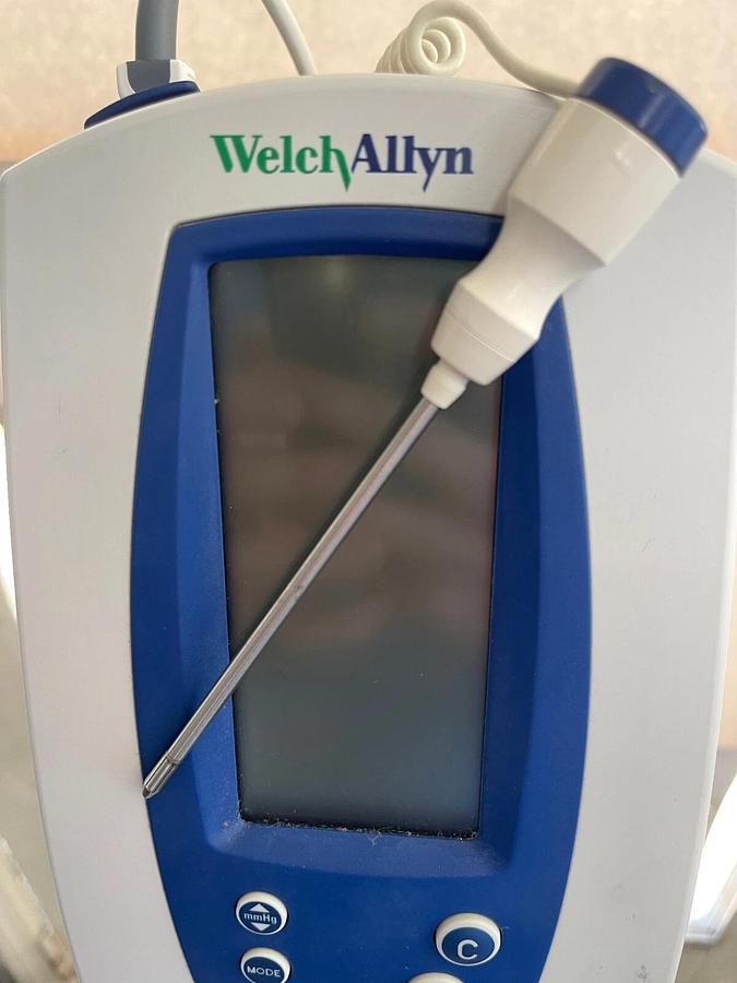 Used Welch Allyn 42MTB Vital Signs Monitor w/ Stand, Accessories