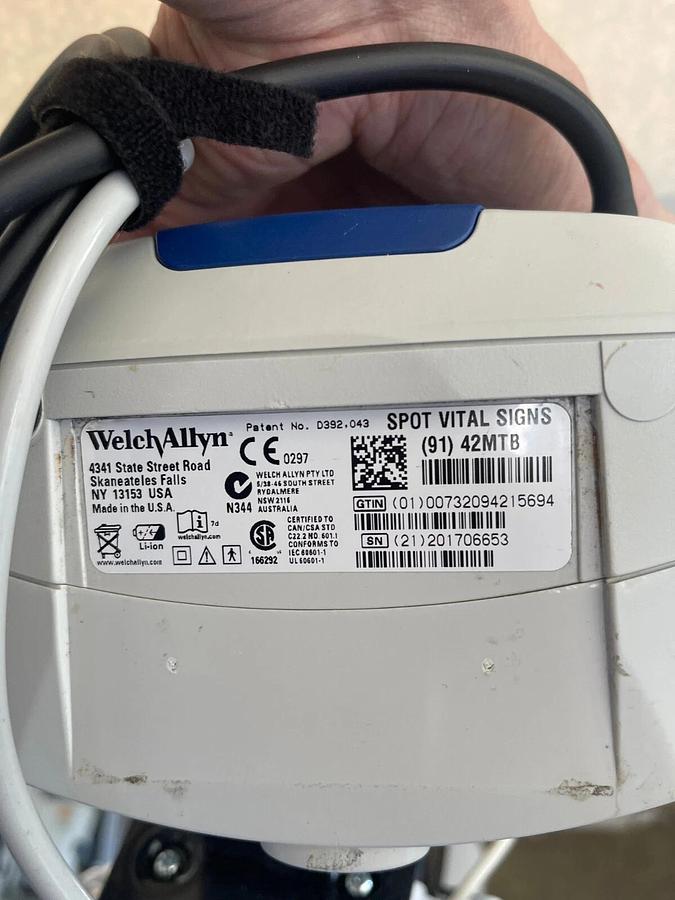 Used Welch Allyn 42MTB Vital Signs Monitor w/ Stand, Accessories