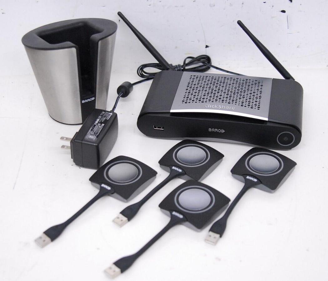 Used Barco ClickShare CSE-200 R9861520 W/ 4 Buttons, Button Holder, Power Adapter