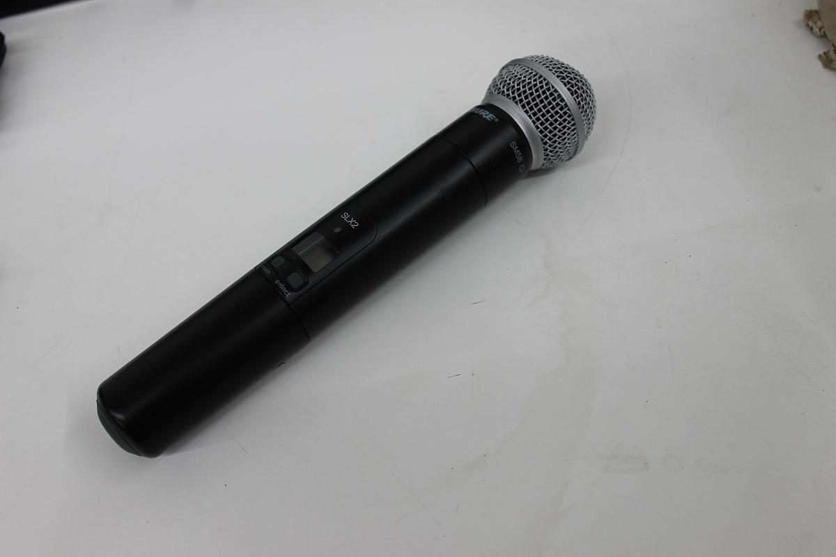 Used Set of 2x Shure SLX4 Wireless Receiver w/ 2x SLX2 Microphones