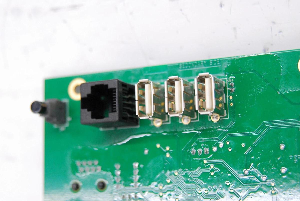 Used Humanscale 675-0701 675-1086 T7 USB Peripheral Power Distribution Board