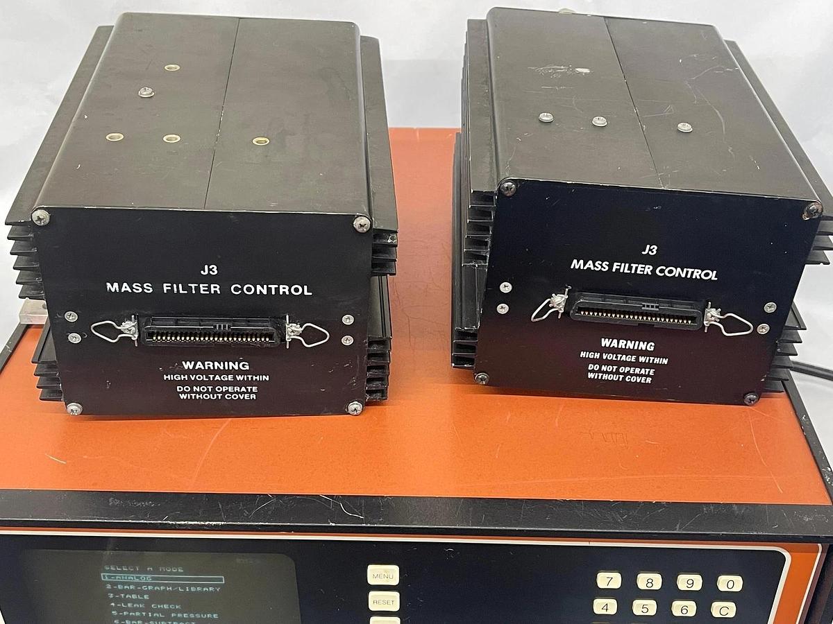 Used Inficon Quadrex 200 (901-002-G1) with Quadrex 100 &200 SCUs