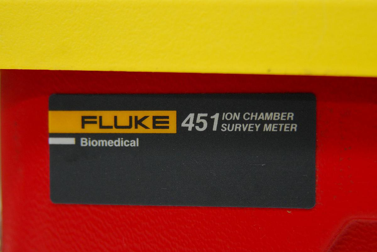 Used Fluke 451P-RYR Ion Chamber Radiation Survey Geiger Meter Victoreen - Lot of 2