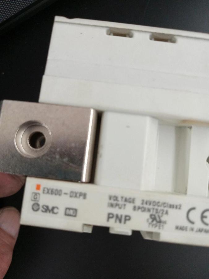 Used SMC EX600-DXPB Digital Input Module