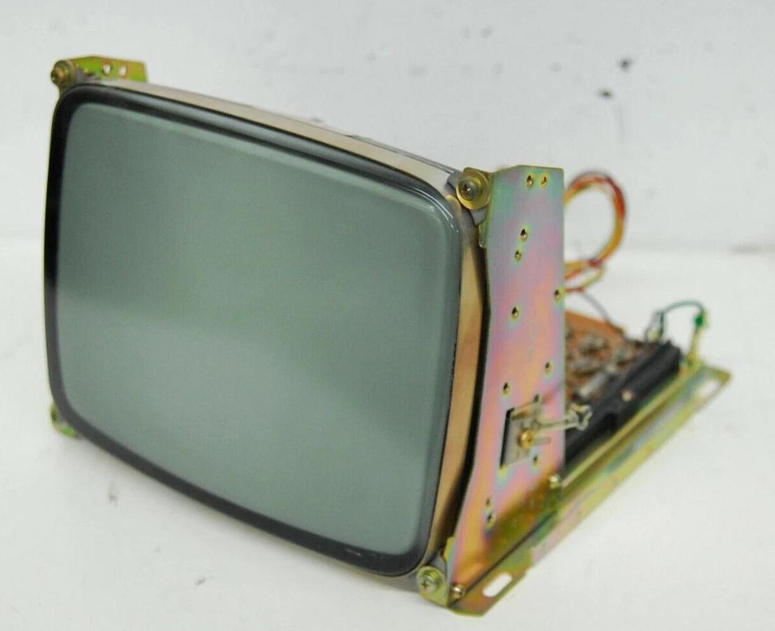 Used Vintage CRT - Matsushita 240AKB31N M-C9001N TR-90A1 9" Display (Shimadzu UV-160)