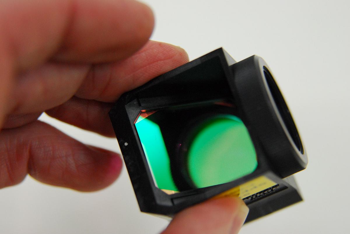 Used Nikon 515 SPECIAL C55793 Microscope Fluorescence Filter Cube