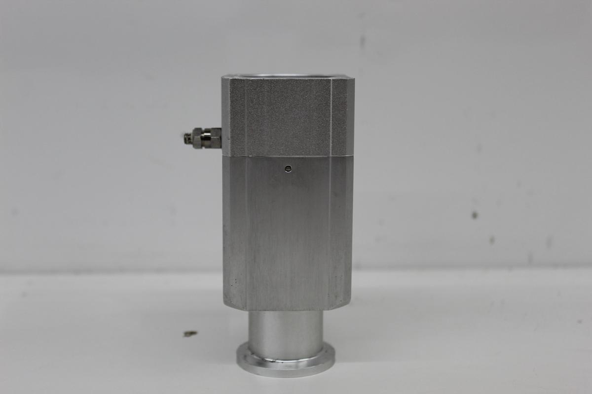 Used SMC XLA-25 CH3791/4/00 High Vacuum Pneumatic Angle Valve