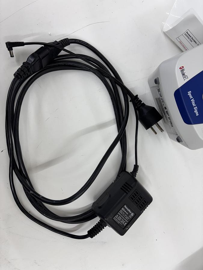 Used Welch Allyn 420 Spot Vital Monitor w/ Temp Probe + Power Supply