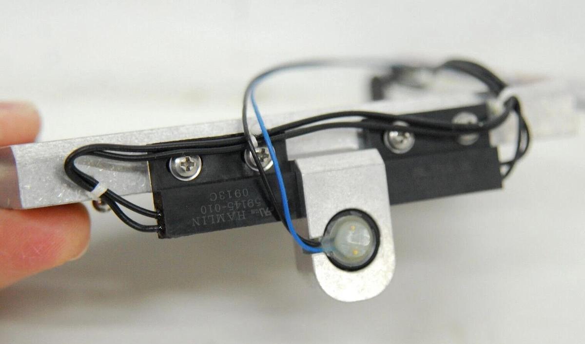 Used Thermo DXR Raman Microscope - SmartLock Filter Module Mounting Block