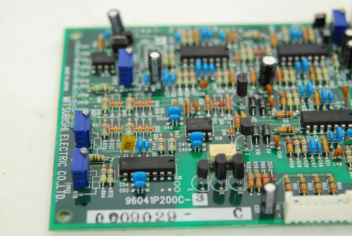 Used Mitsubishi 96041P200C-3 Circuit Board (RA-90 Wire EDM)