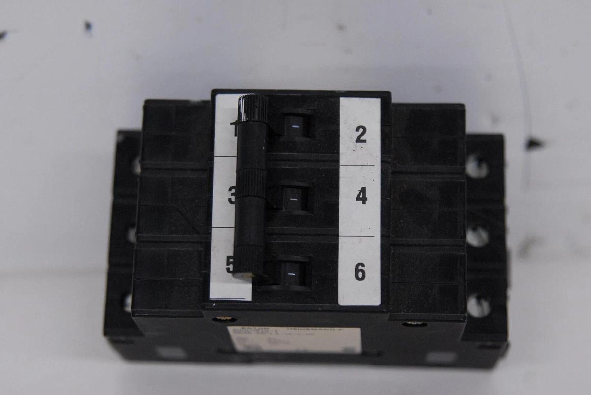 Used Eaton Heinemann 3HAC0871-1 DM3S-Z21-1 Circuit Breaker 20A/250V