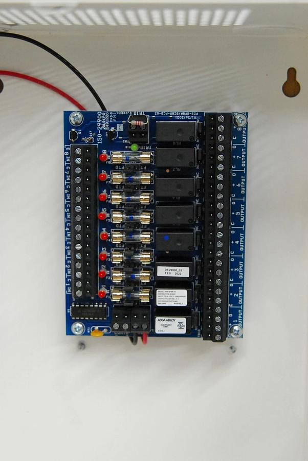 Used Securitron AQD2-8F8R1 Dual-voltage Switching Power Supply w/ Fire Trigger