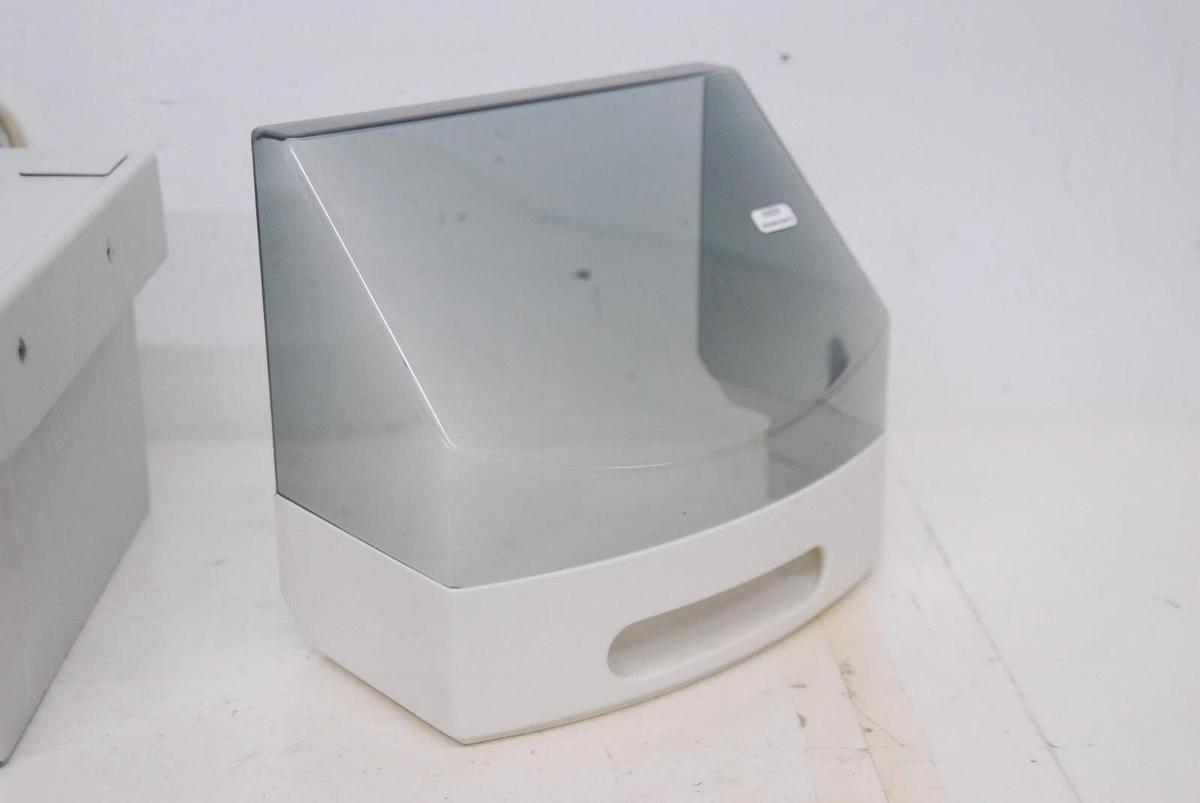 Used Becton Dickinson FACS Loader 02-61590-01 W/ Cover (FACSCalibur)