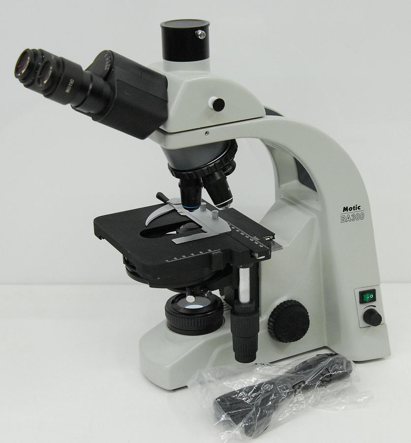Used Motic BA300 Trinocular Phase Contrast Microscope W/ Plan 4/10/40/100 Objectives