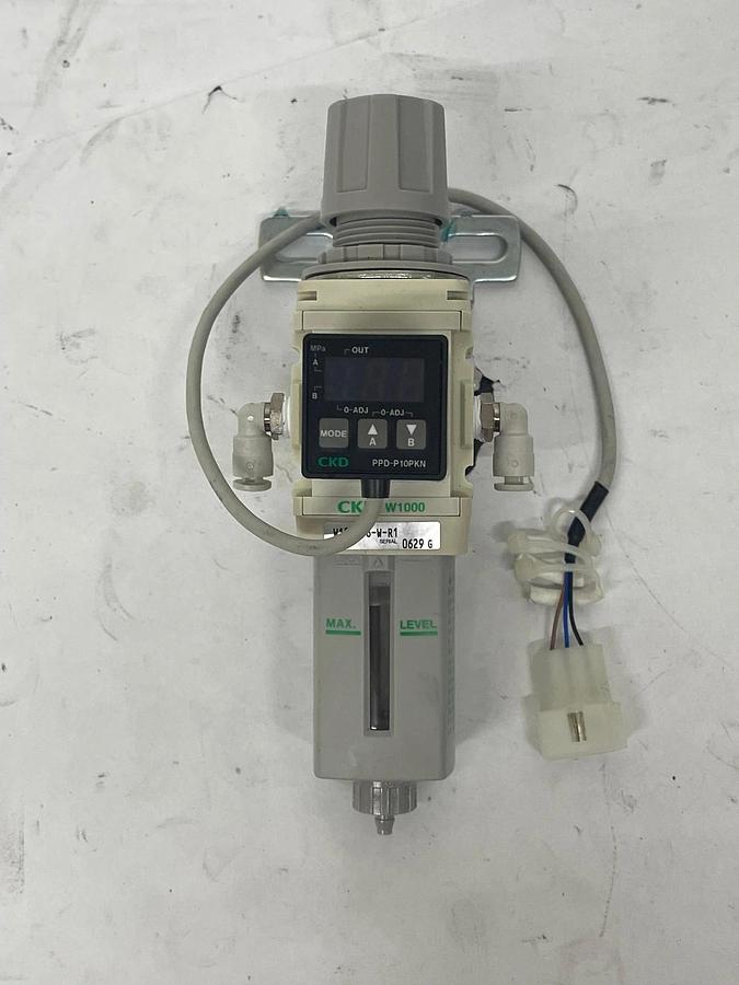 Used CKD W1000 Filter Regulator W/ CKD PPD-P10PKN Pressure Switch
