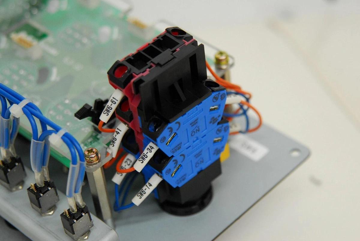 Used Kawasaki  1LS-32 Brake Release (D32F-A001 Robot Control Panel)