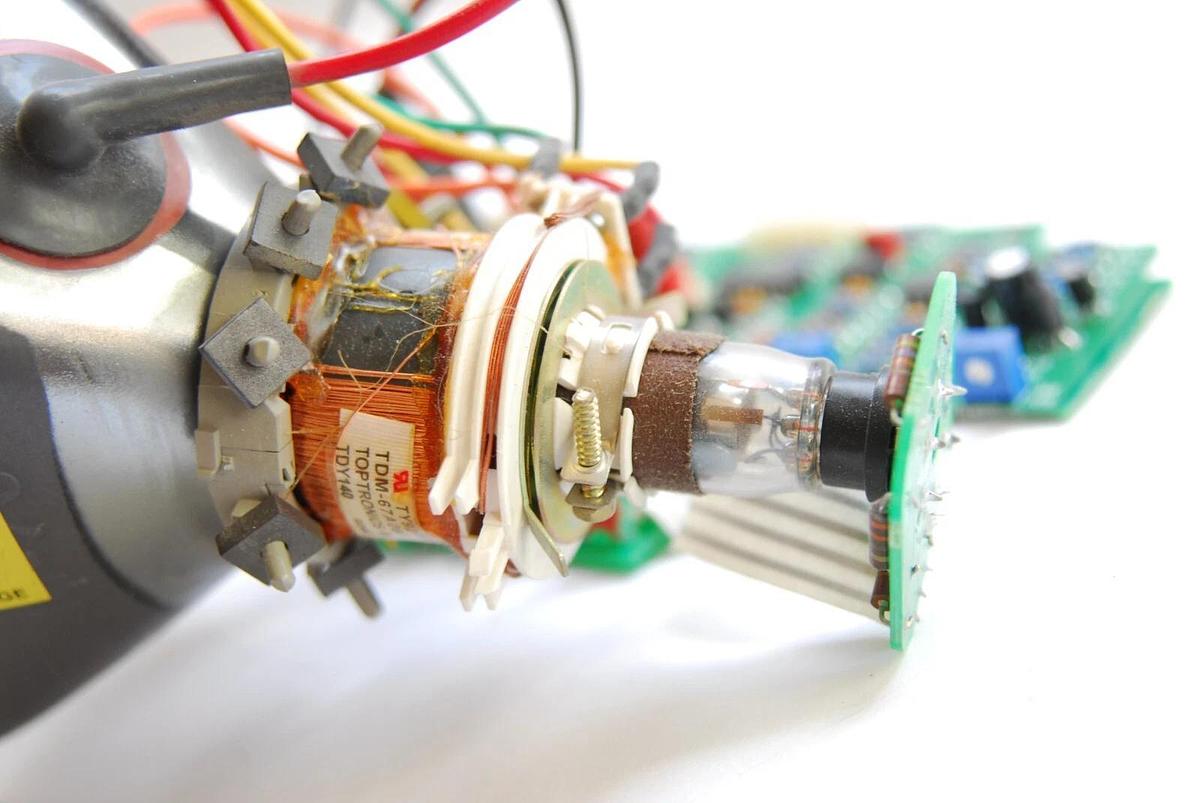 Used CPT MI0518P43AU1 5" CRT W/ Pemstar 620010-501 Board, TY929001 Deflection Yoke