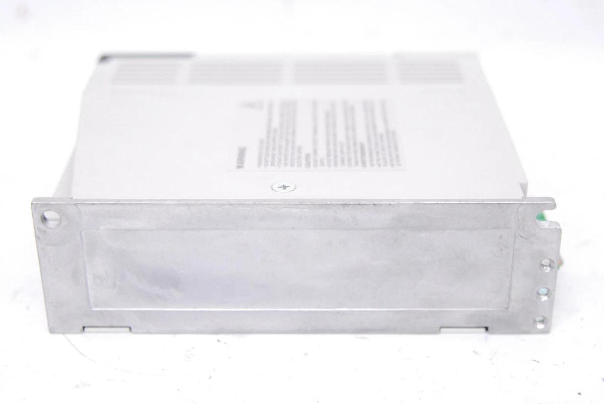 Used Mitsubishi MELSERVO MR-J2S-20A1 AC Servo Drive Amplifier 200W 170V 0-360Hz 1.5A