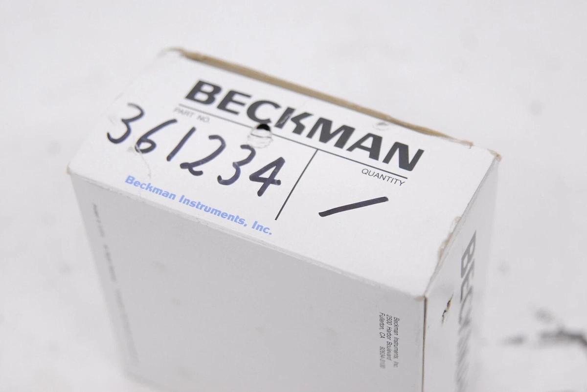 Used Beckman 361234 30mm Diameter Conical 50mL Tube Adapter - Box of 2