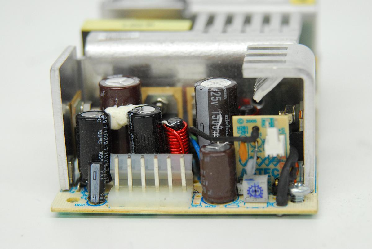 Used Astec LPT62 60W Triple Output Power Supply (+5V,8A/+12V,3.5A/-12V,1A)