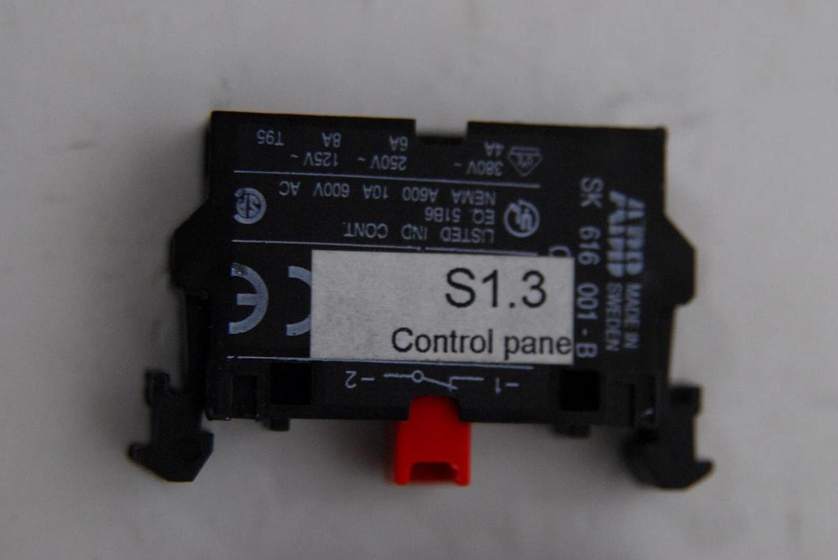 Used ABB SK 616 001-B Contact Block - Lot of 2