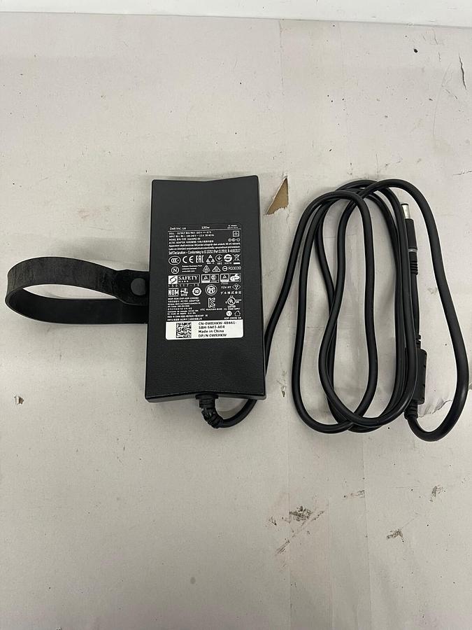 Used DELL AC POWER ADAPTER DA120PE1-00 130W LAPTOP CHARGER 19.5V