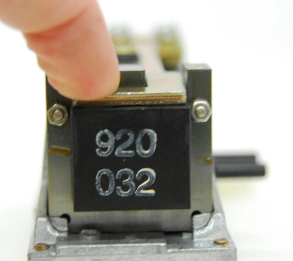 Used Vibrating-Armature Pump G-060082-00 - Puritan Bennett 740 Ventilator