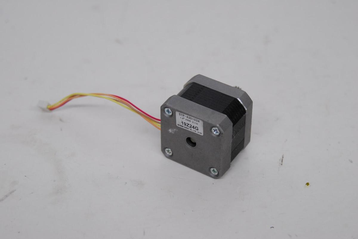 Used Shinano Kenshi STP-43D1034 12V Stepper Motor (19Z24G)
