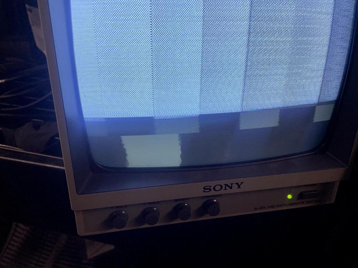 Used Sony SSm-930 9" Black and White Video Monitor For Parts