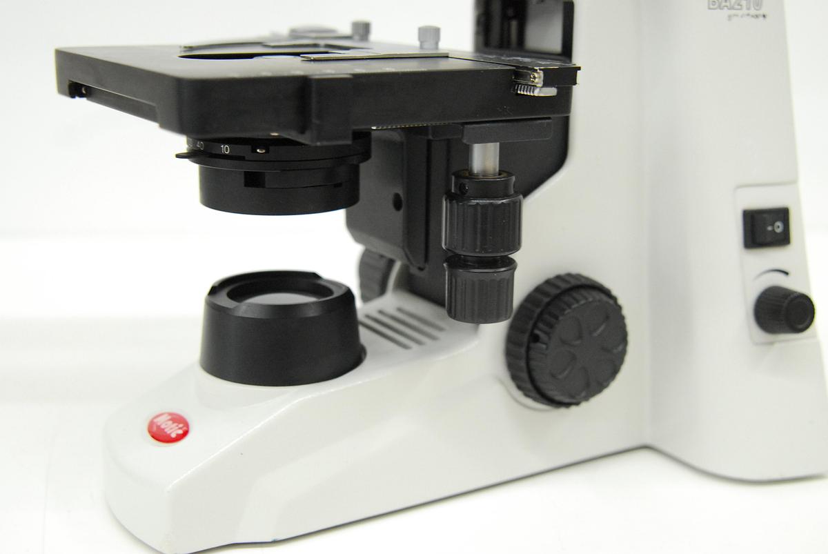 Used Motic BA210LED Binocular Microscope W/ EF-N Plan 4/10/100 Objectives