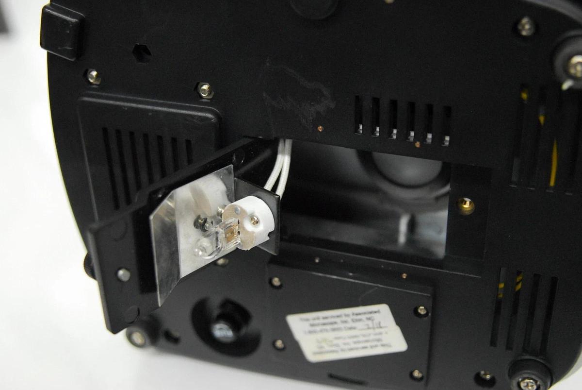 Used VWR Vistavision Compound Microscope W/ SP 4x/10x/40x/100x Objectives