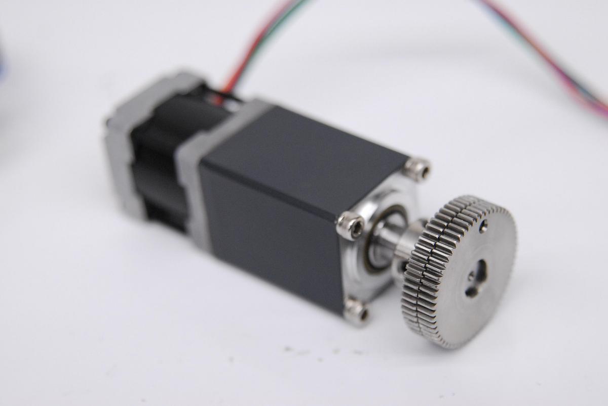 Used Oriental Motor Vexta SD5103P3 5-Phase Driver PK523A-H50 Stepper Motor