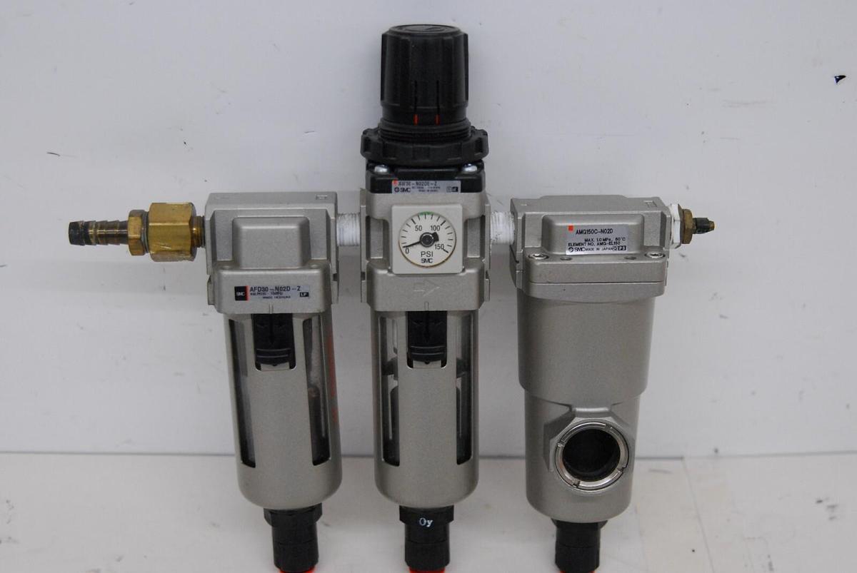 Used SMC AFD30-N02D-Z Micro Mist Separator, AW30-N02DE-Z Regulator,AMG150C-N02D Dryer