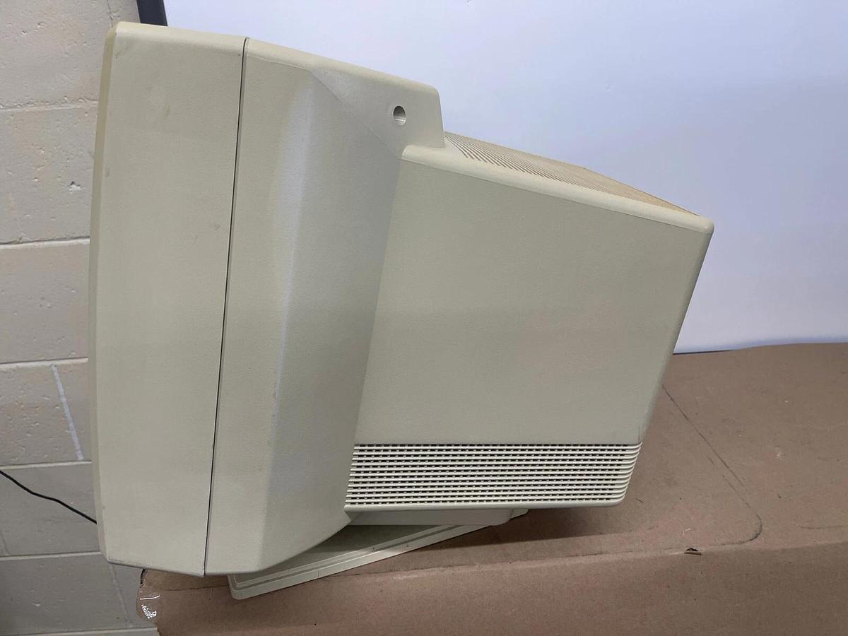 Used iiyama S104MT Vision Master 504