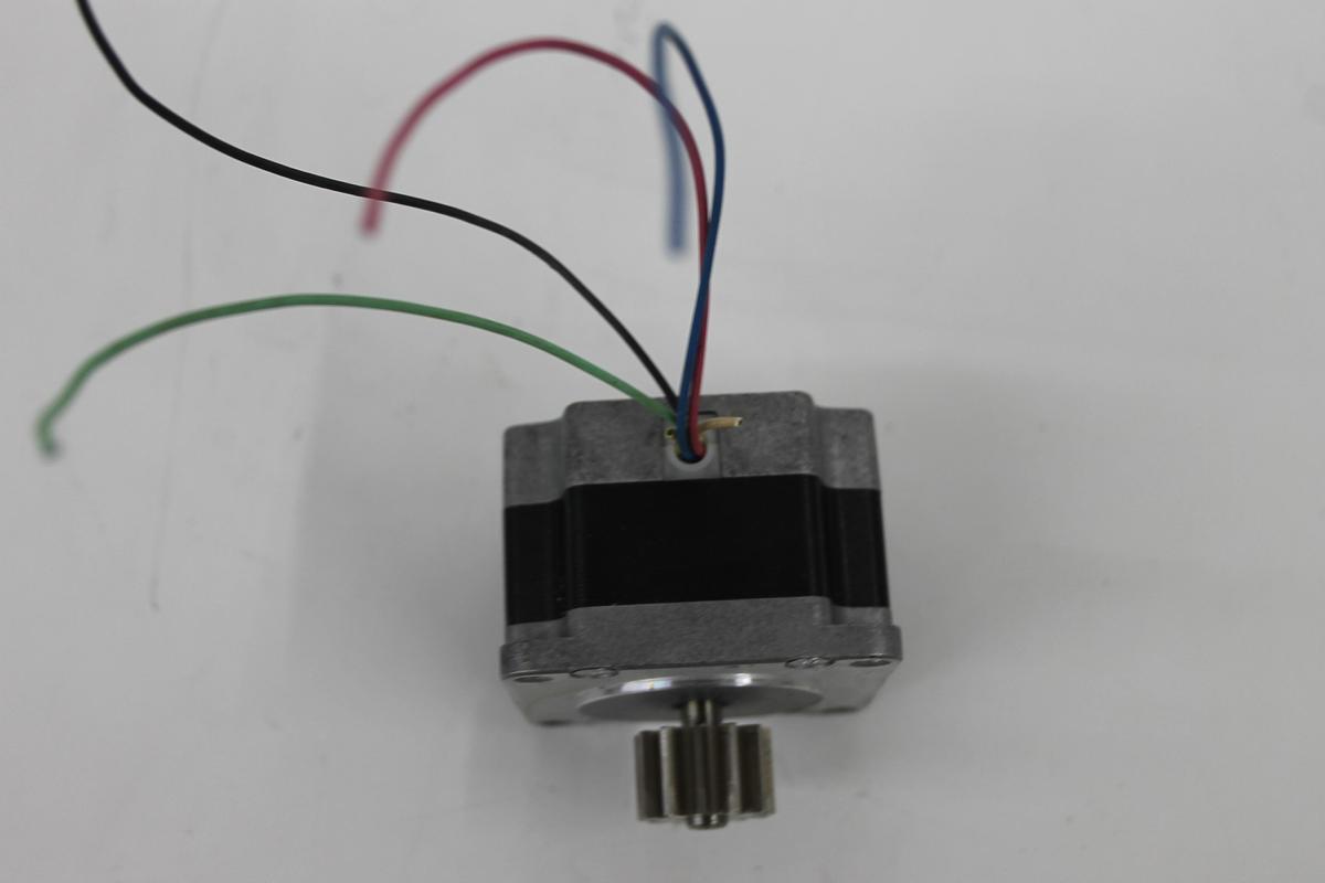 Used Vexta PK264M-03A Stepping Motor