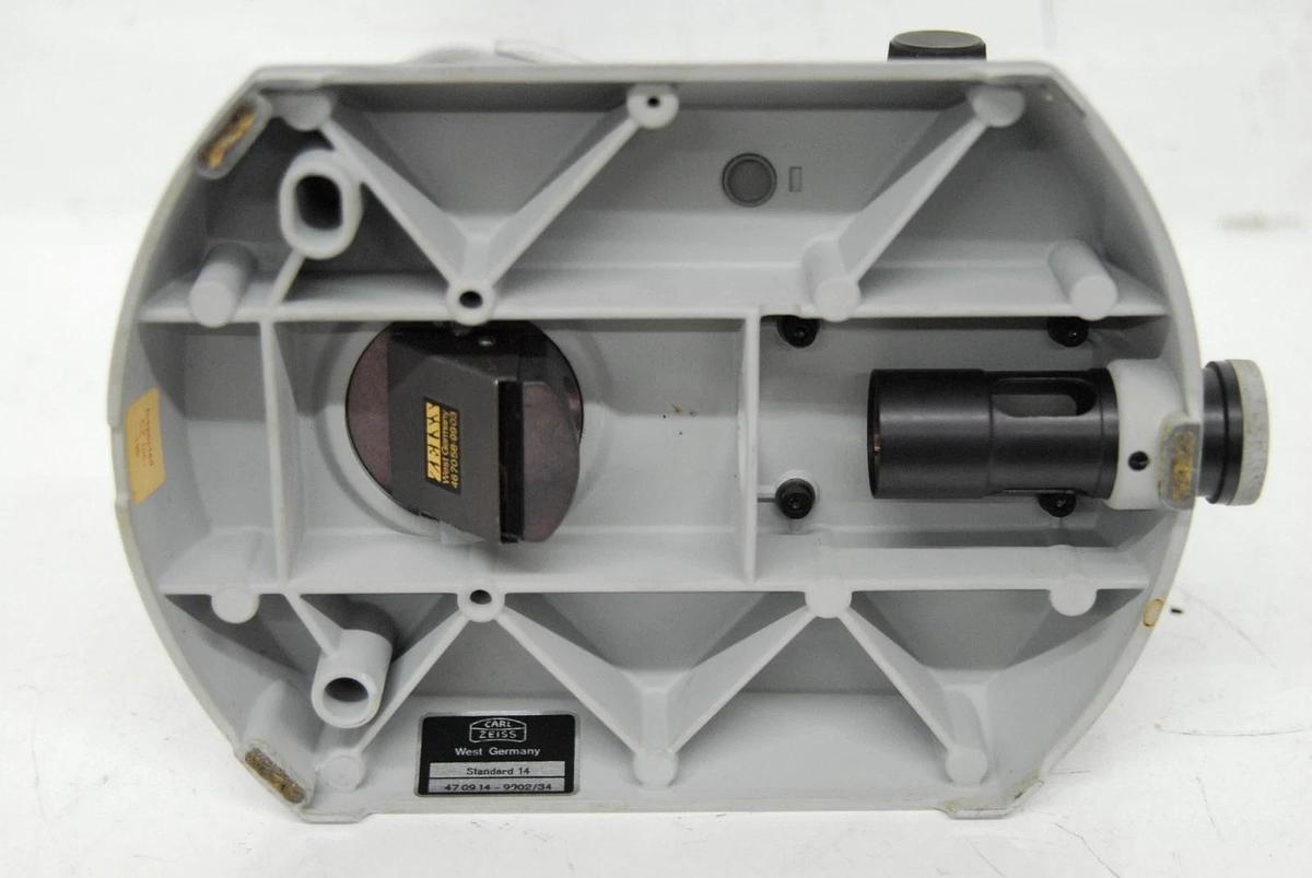 Used Zeiss Standard 14 470914-9902/34 Microscope Body
