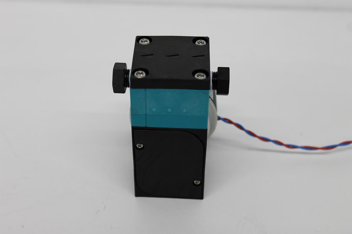 Used KNF PML17265-UNF 100 Diaphragm Liquid Pump 24V 0.46A +100kPa (1 bar)