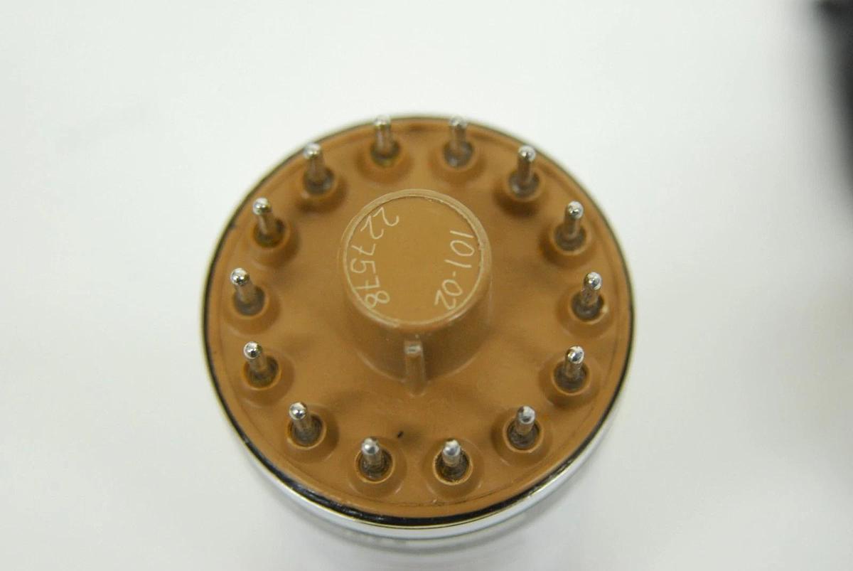 Used Bicron Saint-Gobain 2MW2/2-X IA-8183 2"x2" NaI(Tl) Scintillation Detector Probe