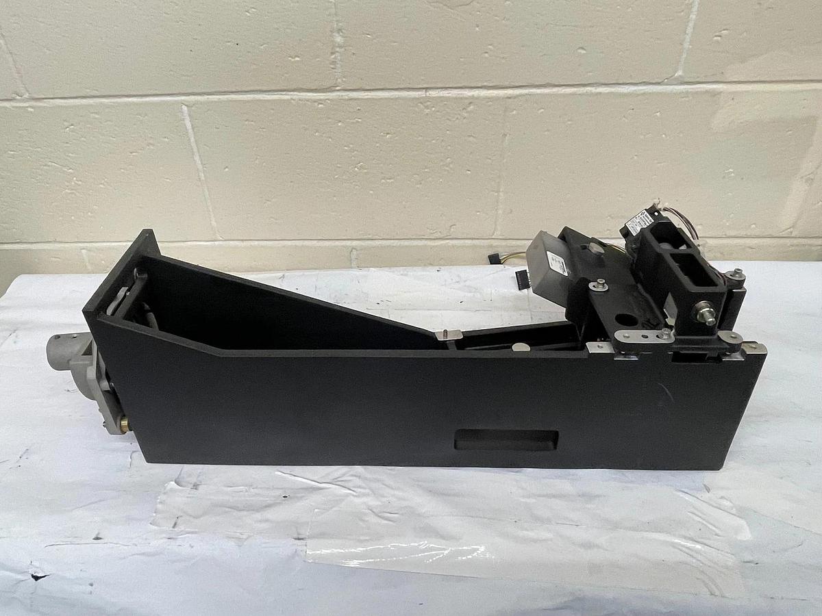 Used Perkin Elmer N069-1004, N069-1064-B, N069-1115-D, N069-0183 Module Assembly