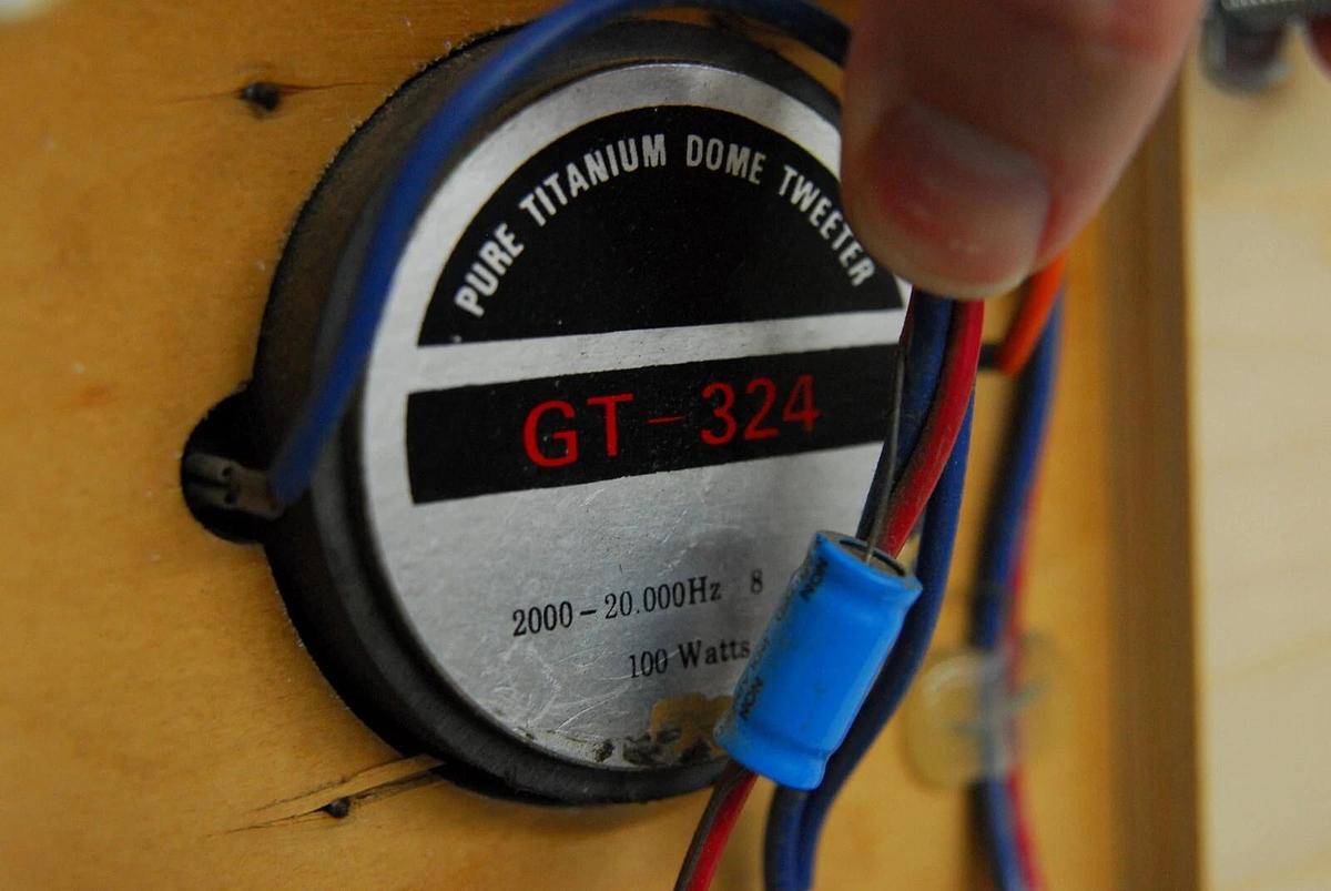 Used KSI 601-WM Wall Mount Loudspeaker Mid Sized