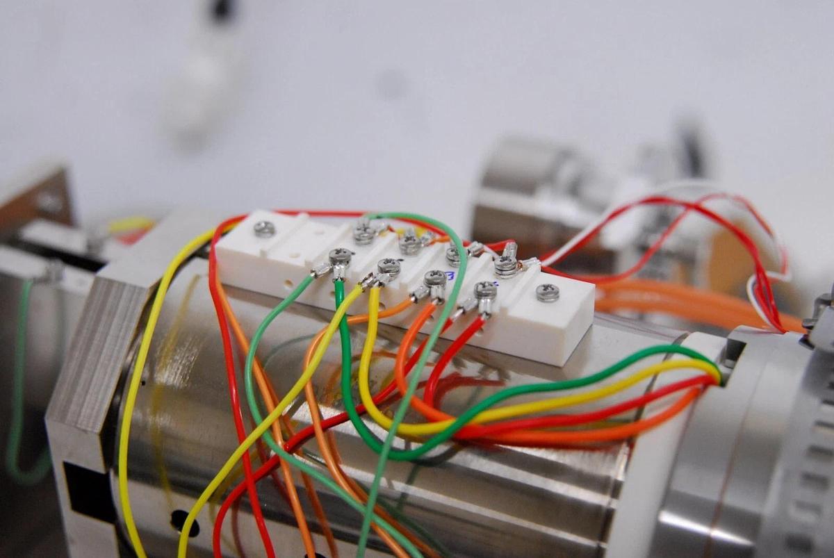 Used Applied Biosystems 1016620 Source (4800 MALDI TOF/TOF)