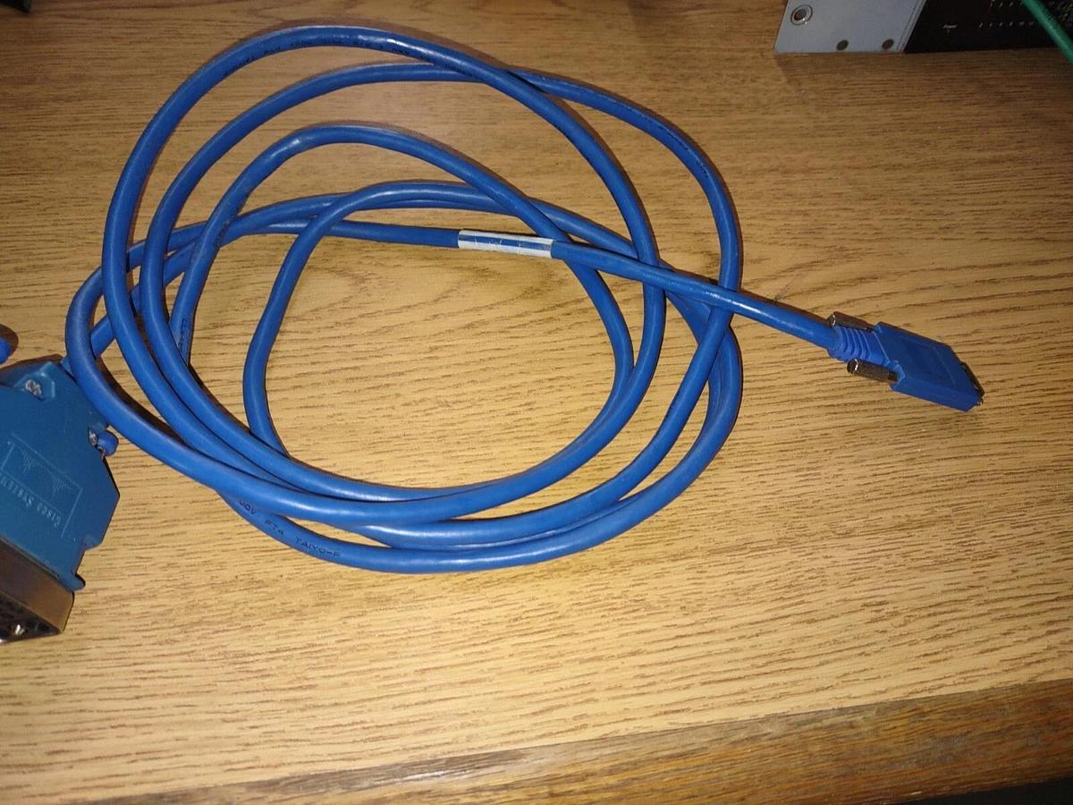 Used CISCO CAB-SS-V35MT 72-1428-01 V.35 Cable DTE Male to Smart Serial 10 Feet