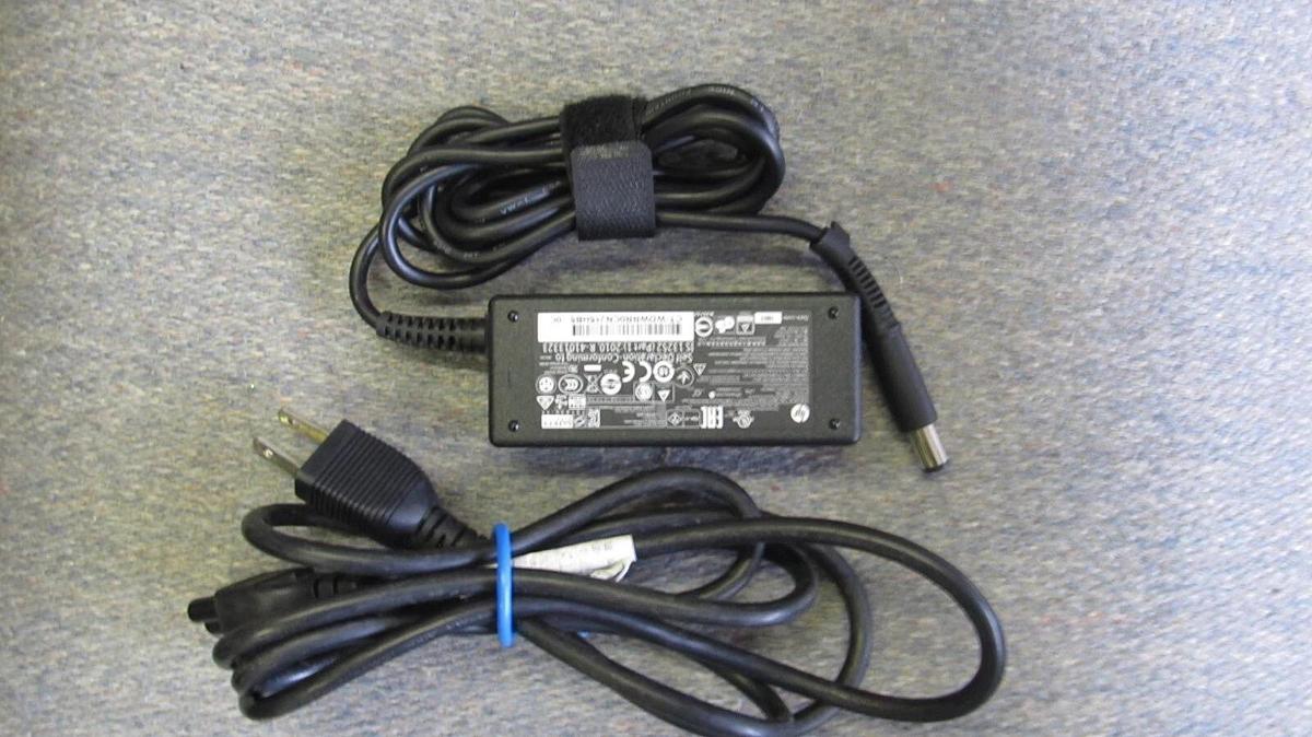 Used HP  AC Power Adapter HSTNN-CA40