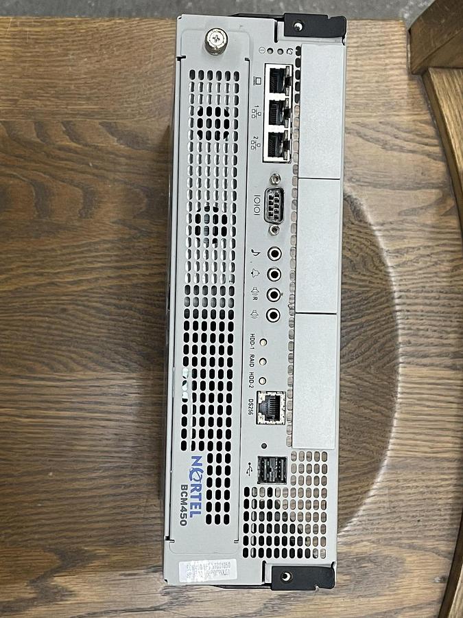 Used Nortel BCM450 NTC01050