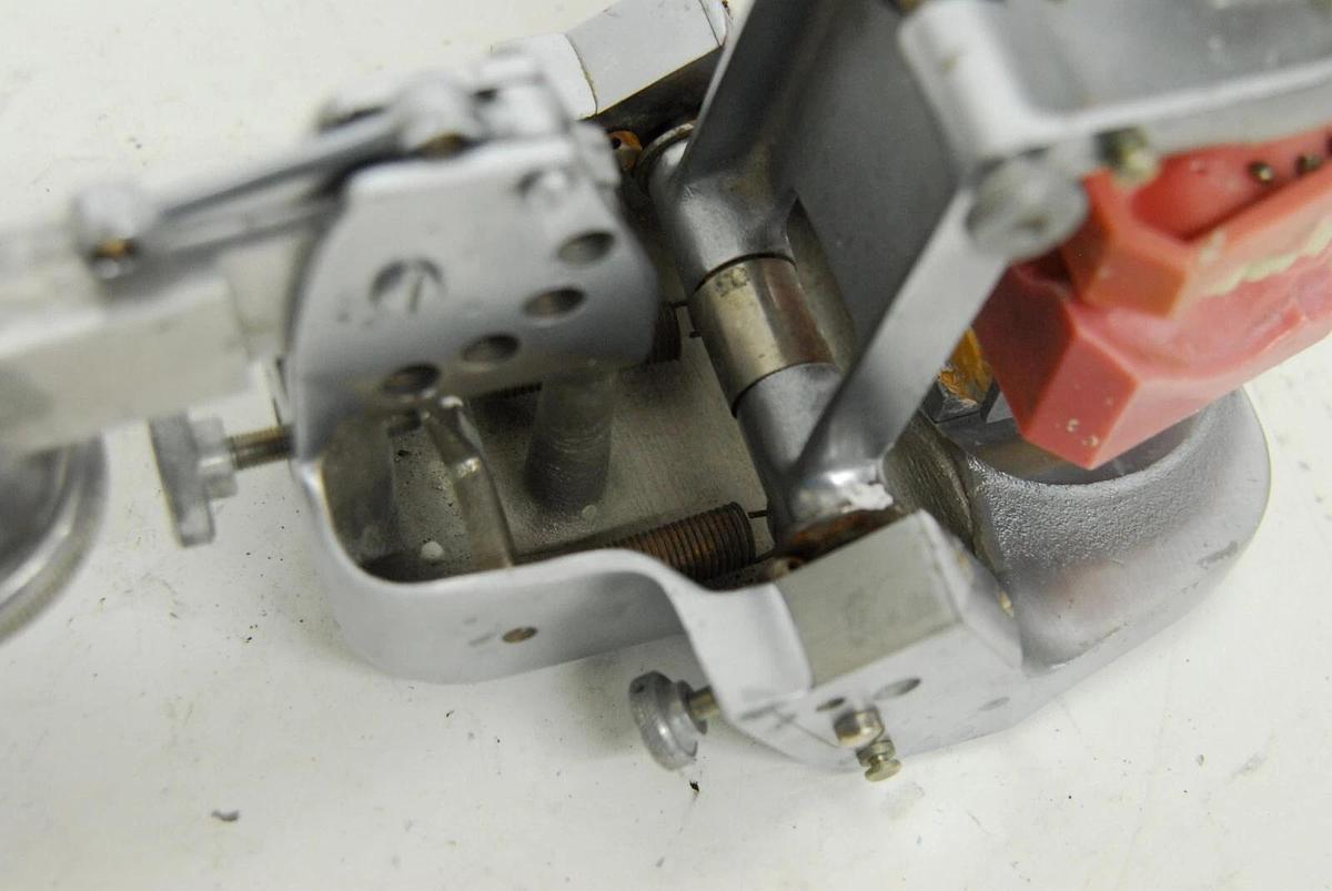 Used Hanau Varsity Manikin Dental Articulator PAT 1682904