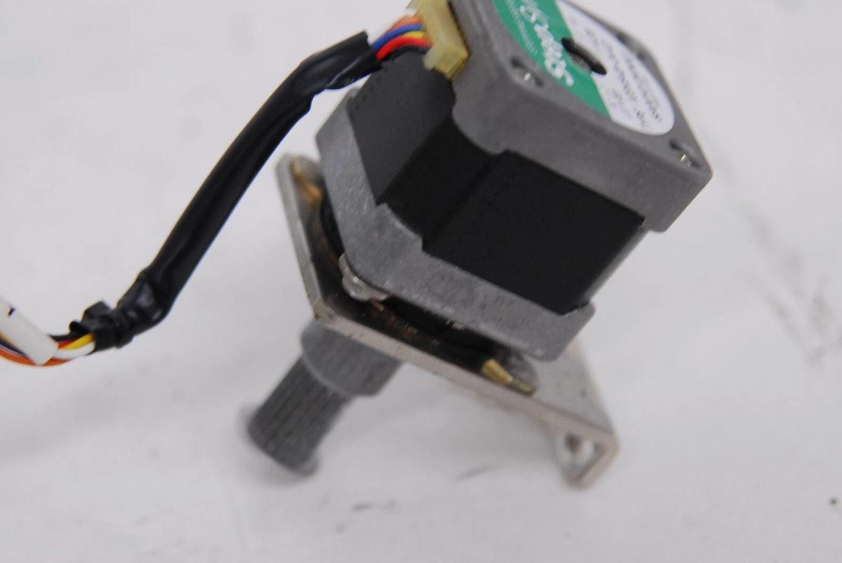 Used Sanyo Denki 103H548-0440 StepSyn Stepping Motor