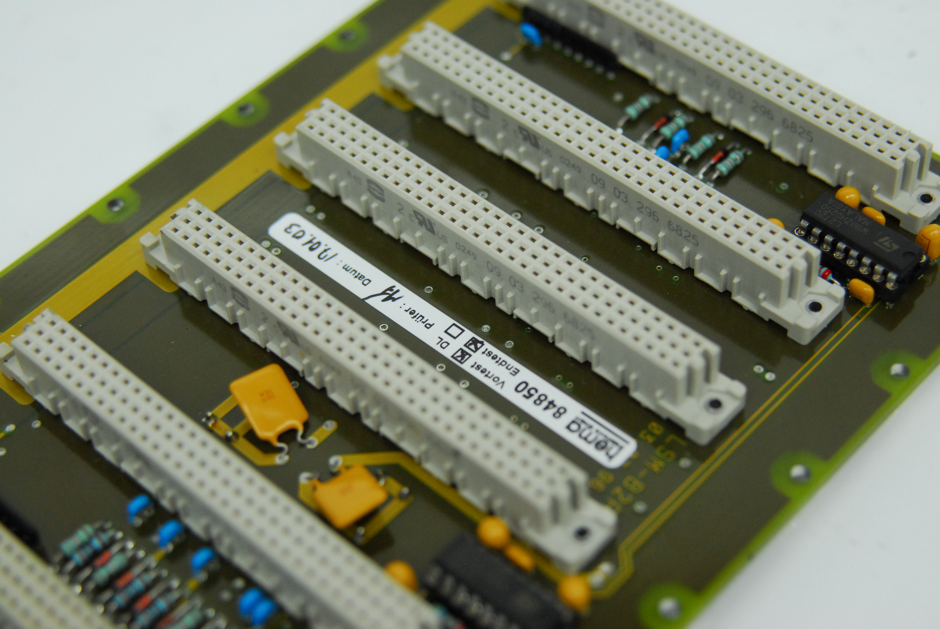 Used Zeiss Hema LSM-B2A Backplane Interface Board - ECU-LMS/META